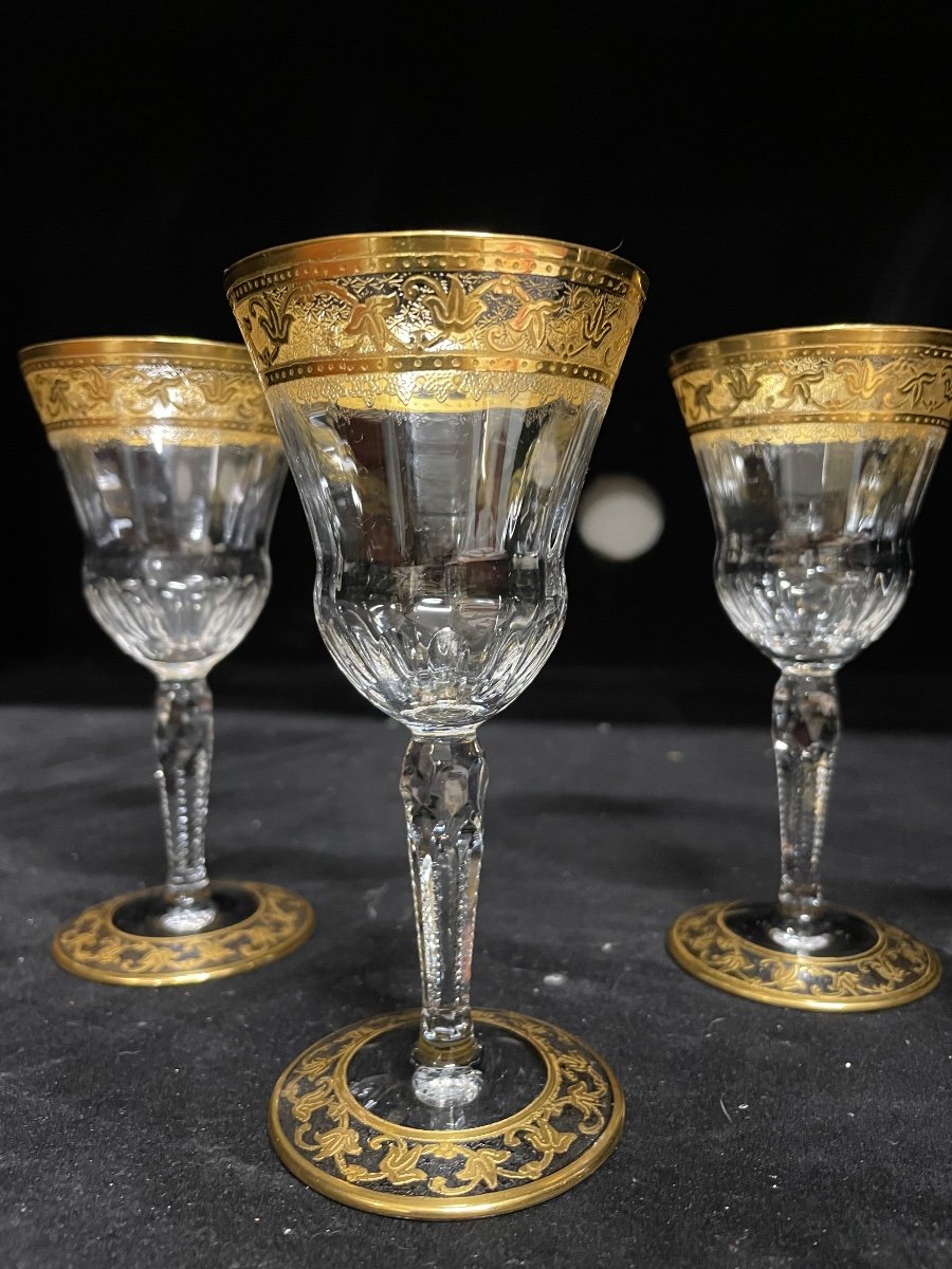 Saint Louis - Callot Gold Crystal Model 4 Wine Glasses H: 13.5 Cm Thistle-photo-2